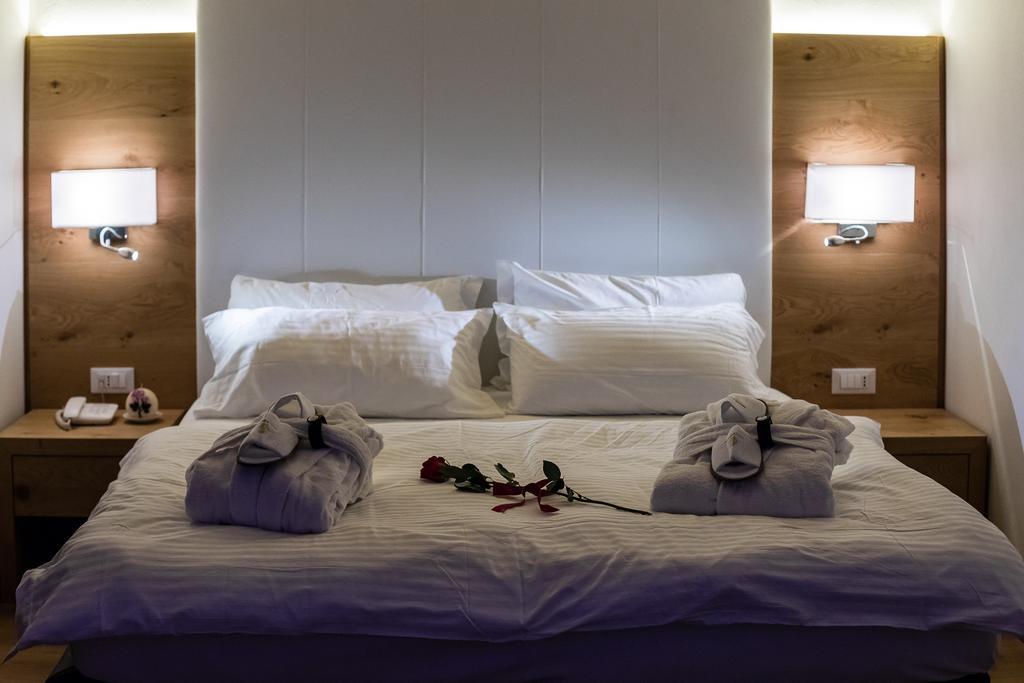 Hotel Collini Pinzolo Kültér fotó