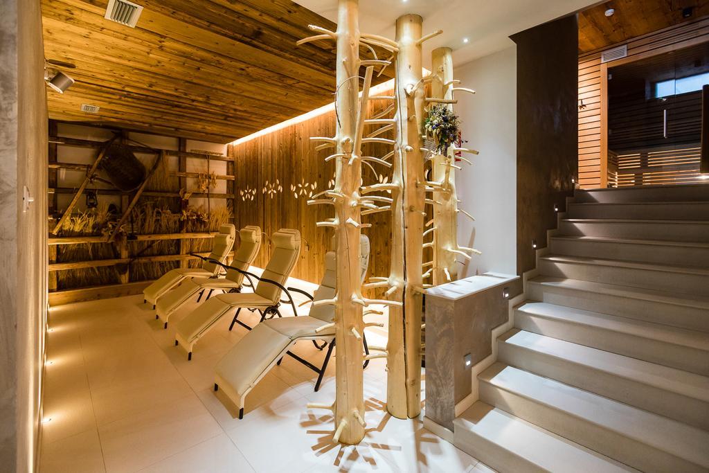 Hotel Collini Pinzolo Kültér fotó